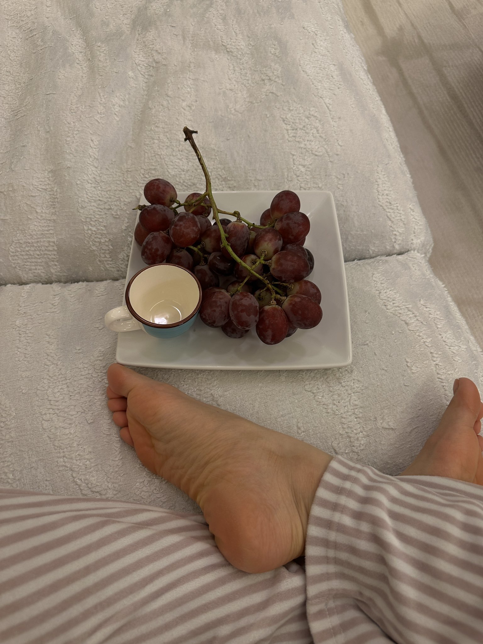 Ruth Lee's feet