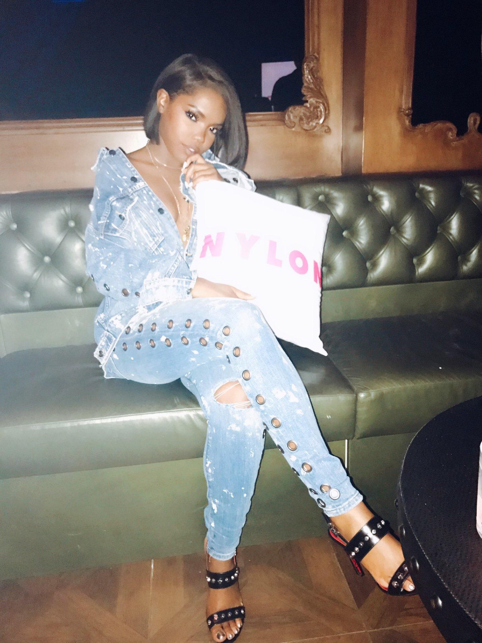 Ryan Destiny's Feet - I piedi di Ryan Destiny - Celebrities Feet 2024