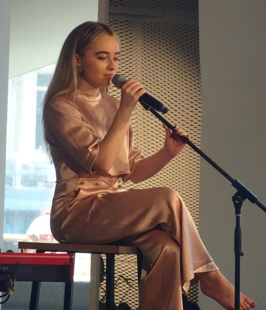 Sabrina Carpenter’s Feet