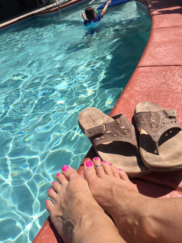Sally Combss Feet 