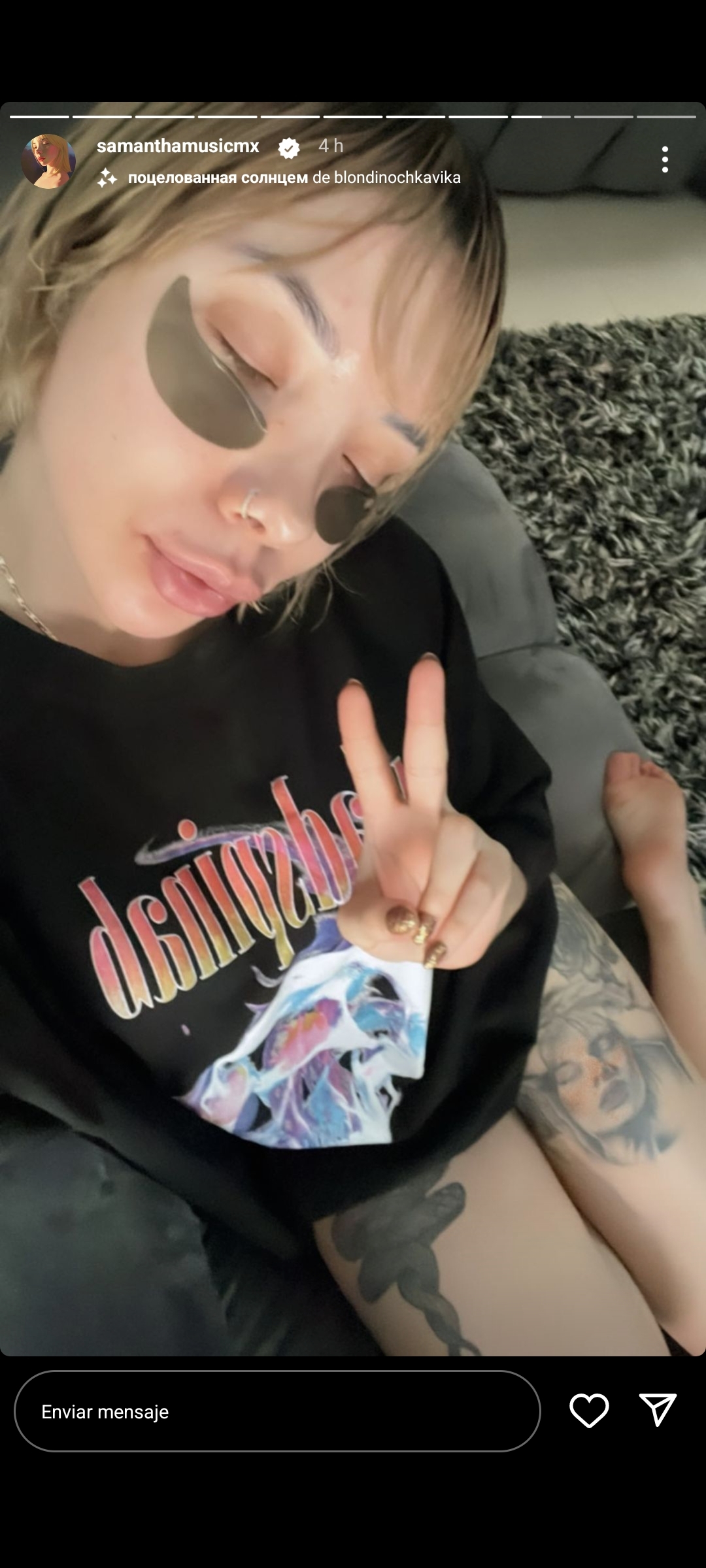 Samantha Barrón - Celebrity photo