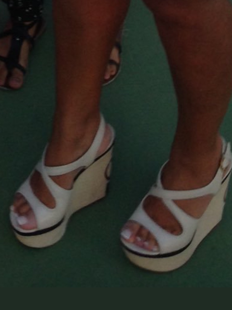 Samia Ghali's Feet - I piedi di Samia Ghali - Celebrities Feet 2022