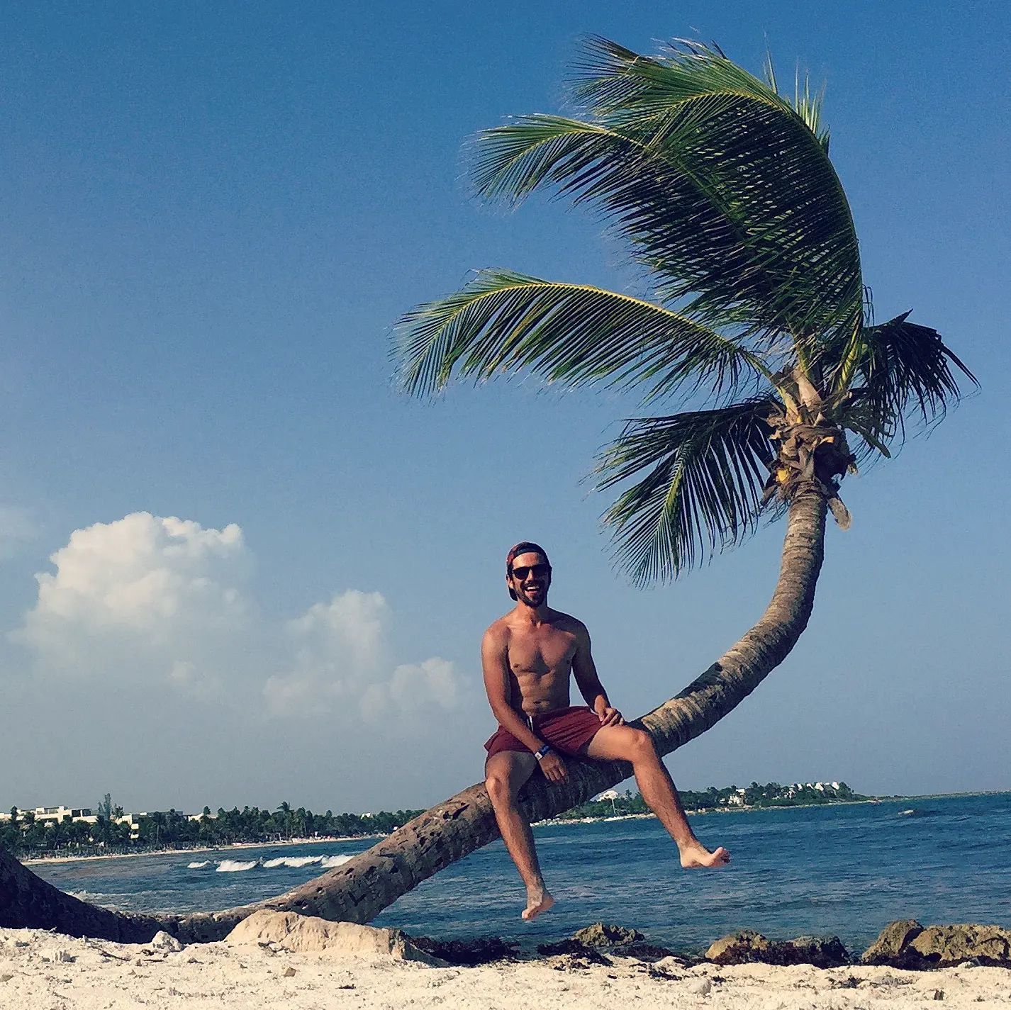 Samuel González's feet