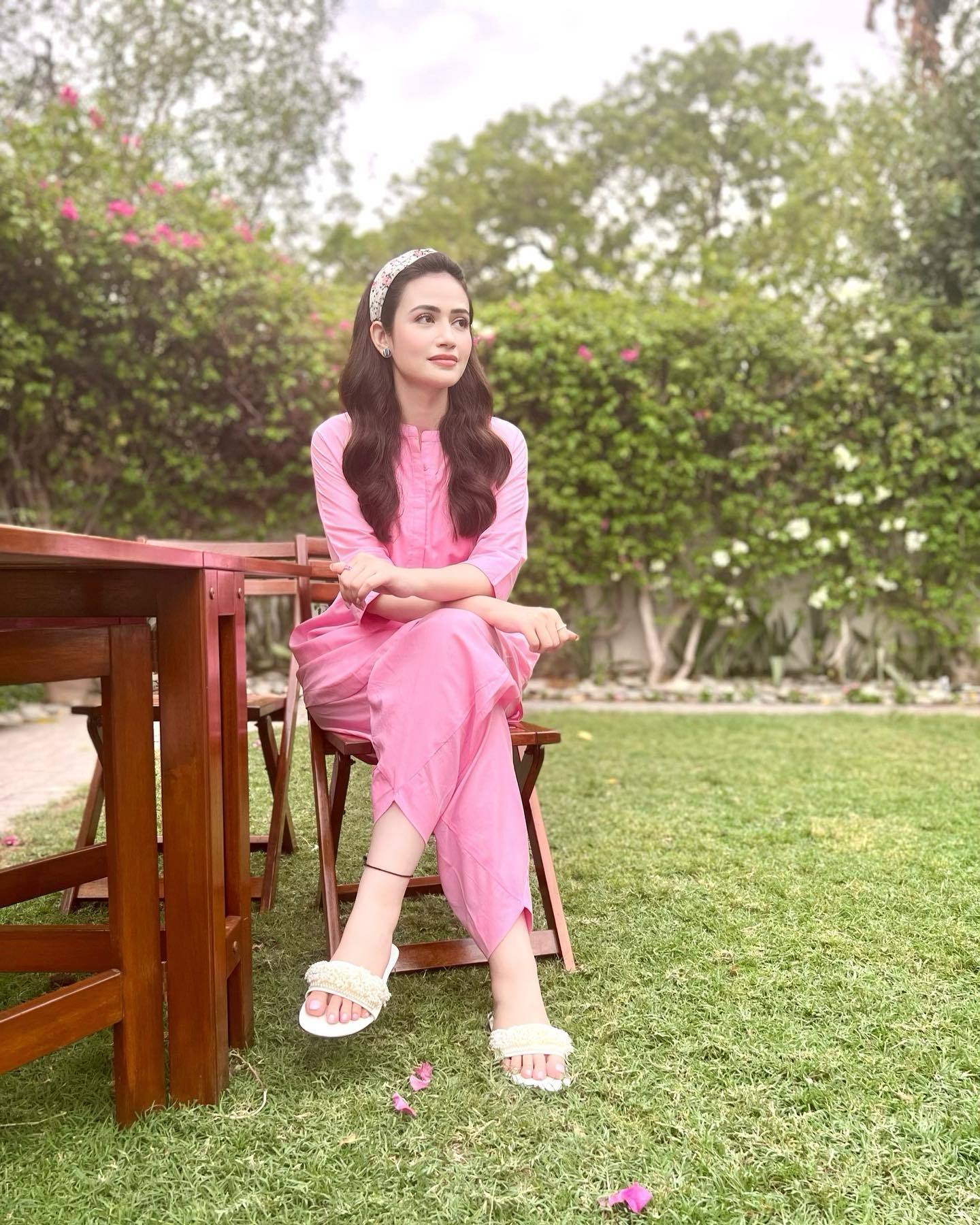 Sana Javed Xxx Video - Sana Javed's Feet << wikiFeet