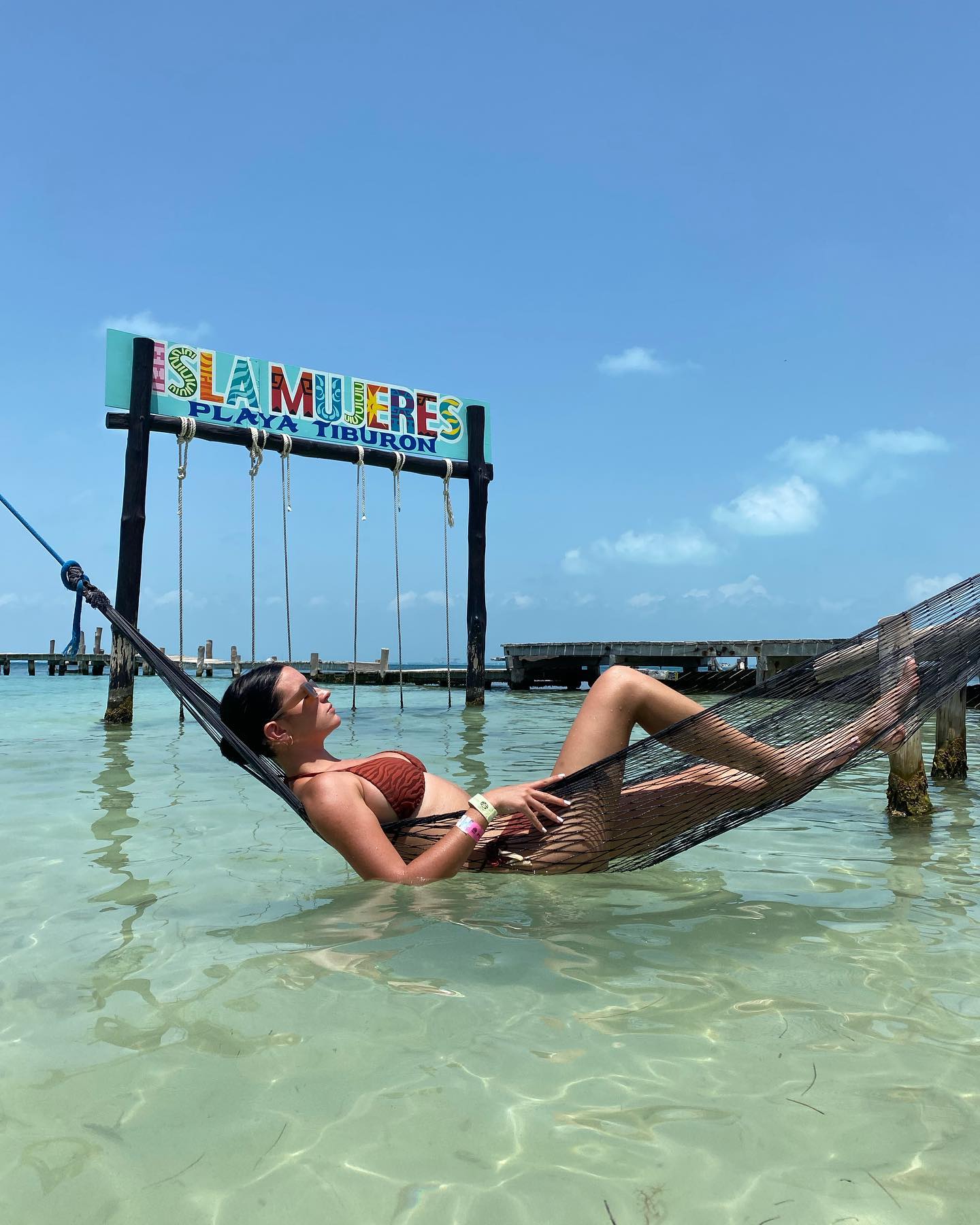 Feet of Sandra Barrios
