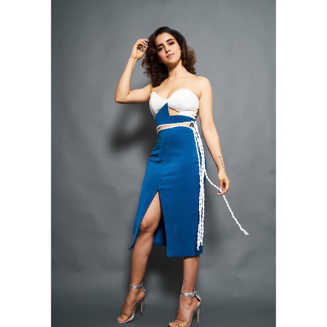 Sanya-Malhotra-Feet-5550163.jpg