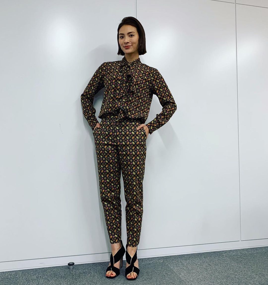 Sayaka Akimoto feet photo 193189017 Sayaka Akimoto feet photo 193189017 - High quality celebrity feet picture