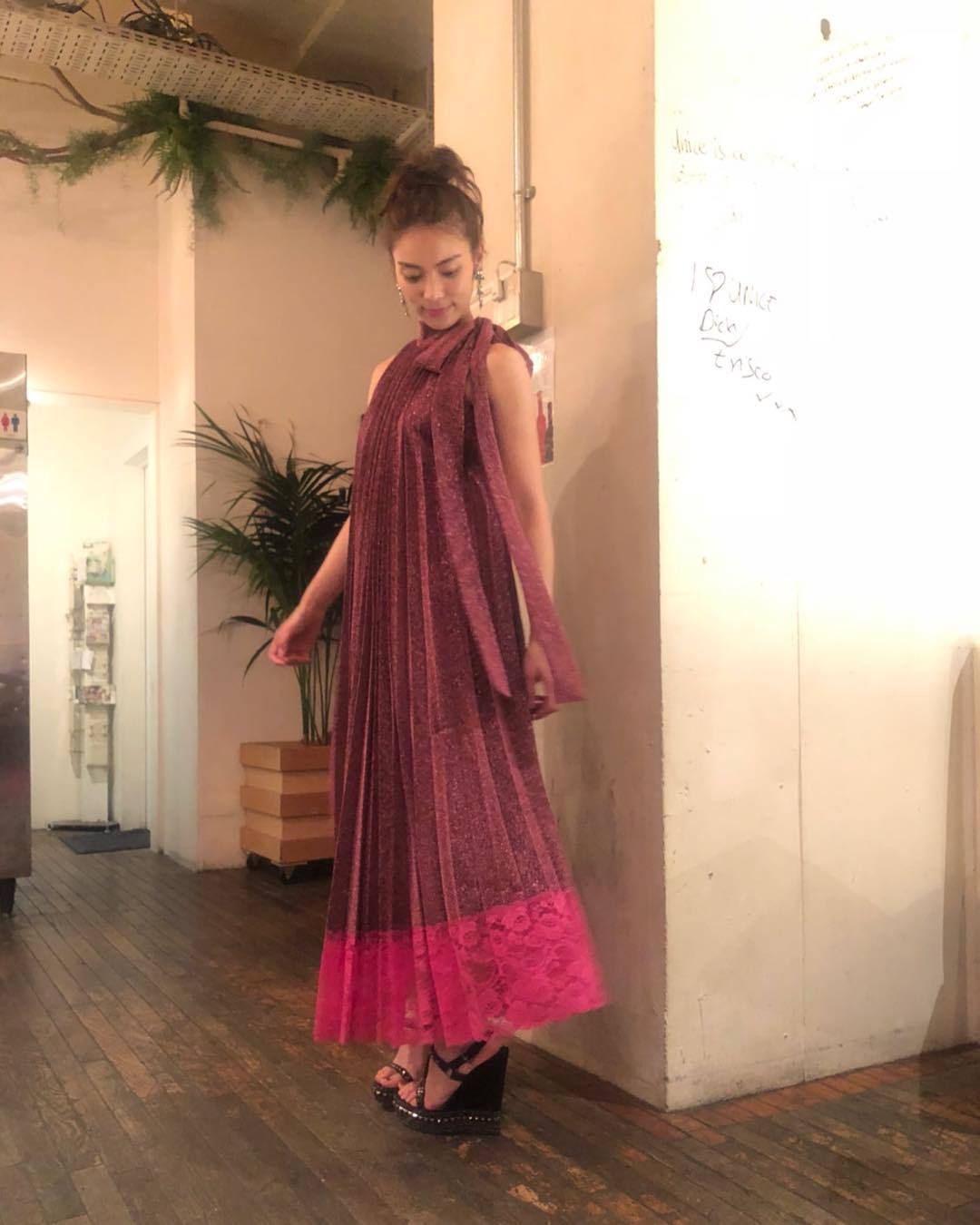 Sayaka Akimoto feet photo 193189027 Sayaka Akimoto feet photo 193189027 - High quality celebrity feet picture