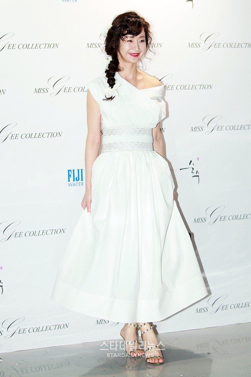 Se-bin Myeong feet photo 193198006 Se-bin Myeong feet photo 193198006 - High quality celebrity feet picture