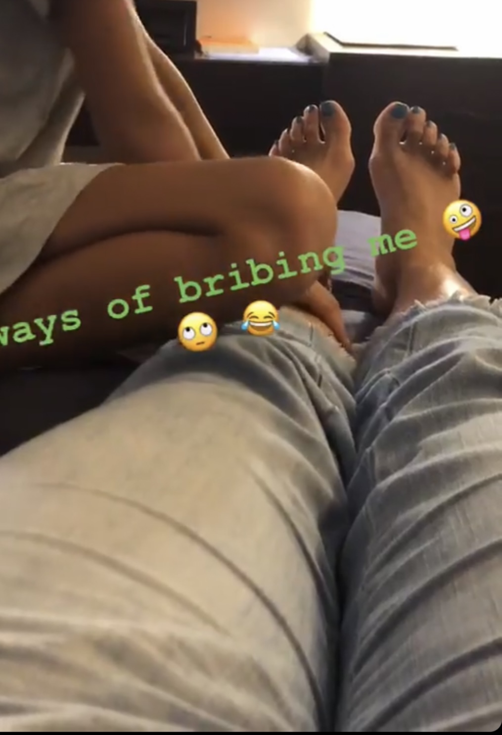 Seema Khan feet photo 193200364 Seema Khan feet photo 193200364 - High quality celebrity feet picture