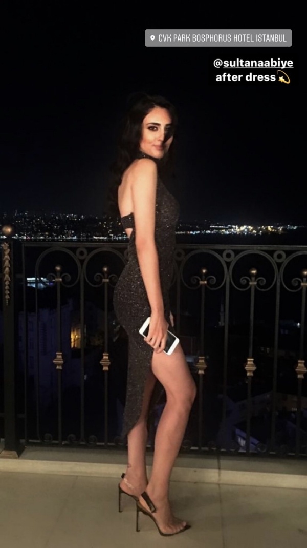 Selin Genç feet photo 193208300 Selin Genç feet photo 193208300 - High quality celebrity feet picture