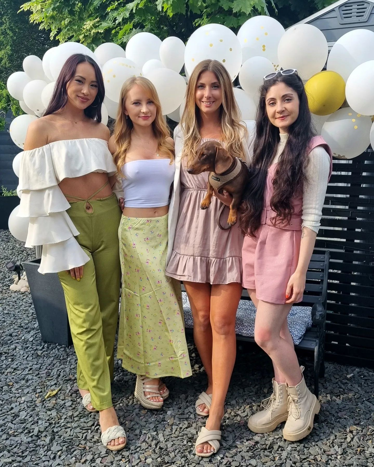 Selina Chiu feet photo 213147302 Selina Chiu feet photo 213147302 - High quality celebrity feet picture