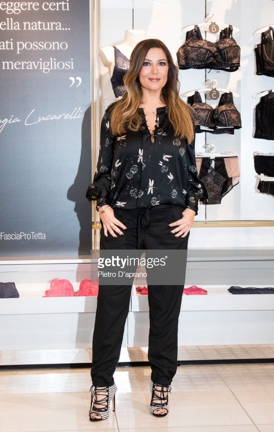 Selvaggia Lucarelli feet photo 193211821 Selvaggia Lucarelli feet photo 193211821 - High quality celebrity feet picture
