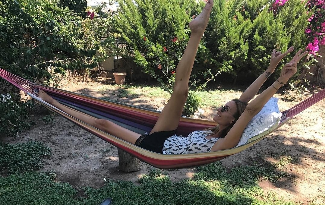 Sema Simsek feet photo 193211921 Sema Simsek feet photo 193211921 - High quality celebrity feet picture