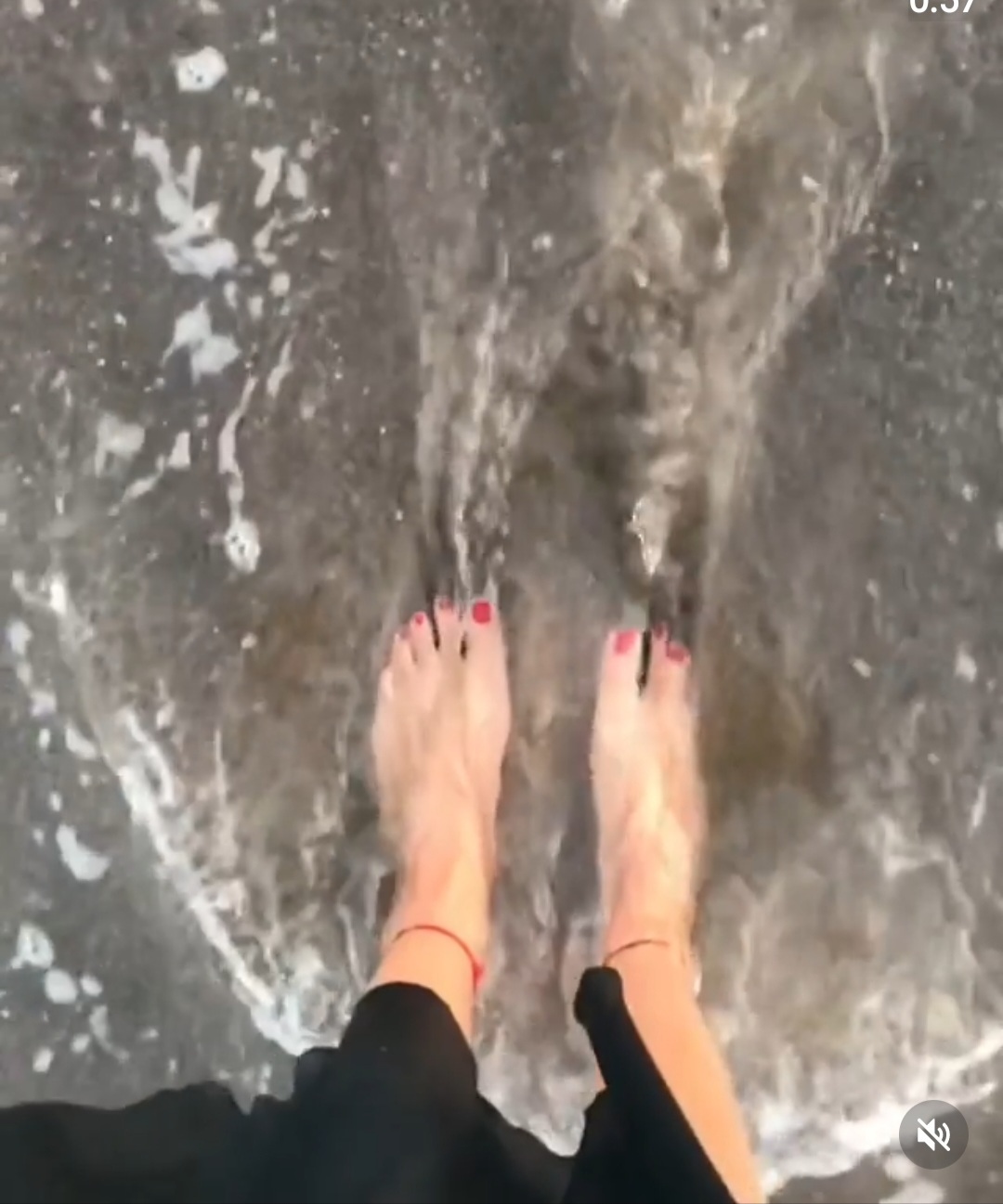 Sema Simsek feet photo 193211923 Sema Simsek feet photo 193211923 - High quality celebrity feet picture