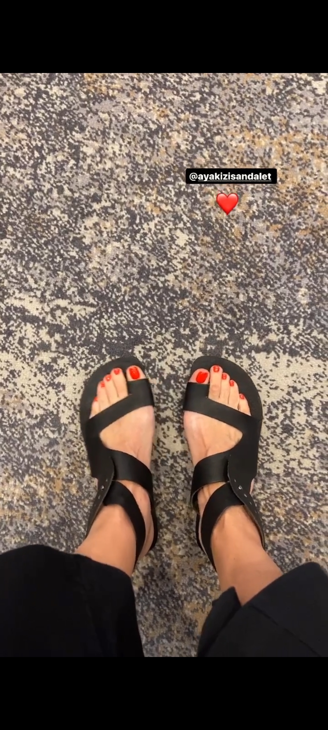 Sema Simsek feet photo 193211940 Sema Simsek feet photo 193211940 - High quality celebrity feet picture