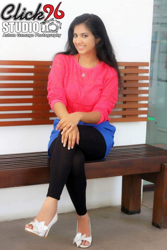 Senali. Fonseka feet photo 193212169 Senali. Fonseka feet photo 193212169 - High quality celebrity feet picture