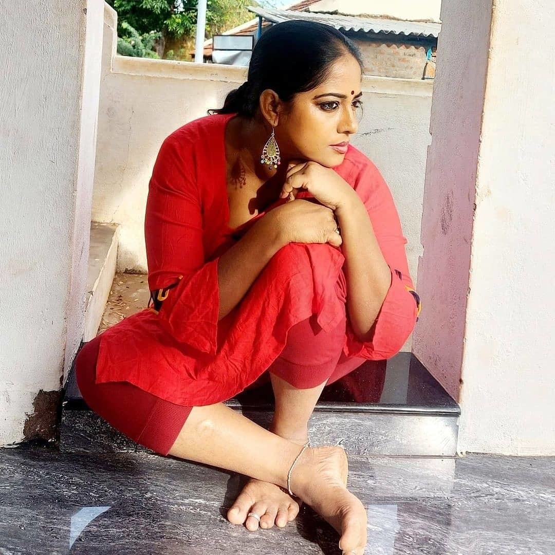 Senthil Kumari feet photo 193213039 Senthil Kumari feet photo 193213039 - High quality celebrity feet picture