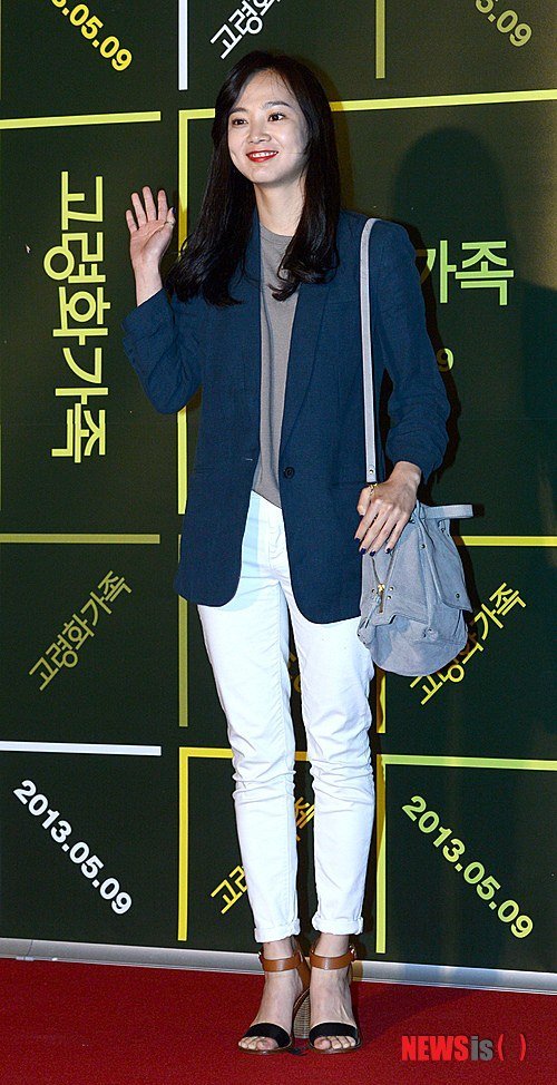 Seung-ah Yoon feet photo 193218566 Seung-ah Yoon feet photo 193218566 - High quality celebrity feet picture