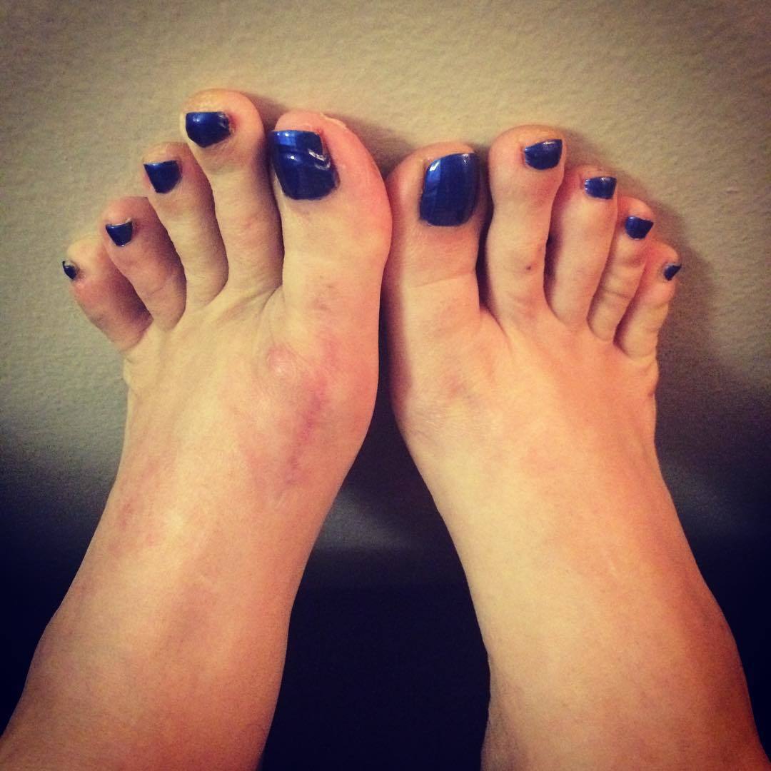 sharon-spell-s-feet-i-piedi-di-sharon-spell-celebrities-feet-2023