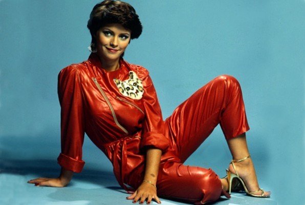 People who liked Sheena Easton's feet, also liked.