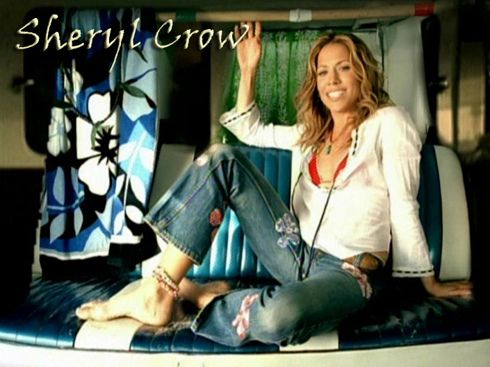 https://pics.wikifeet.com/Sheryl-Crow-Feet-321280.jpg
