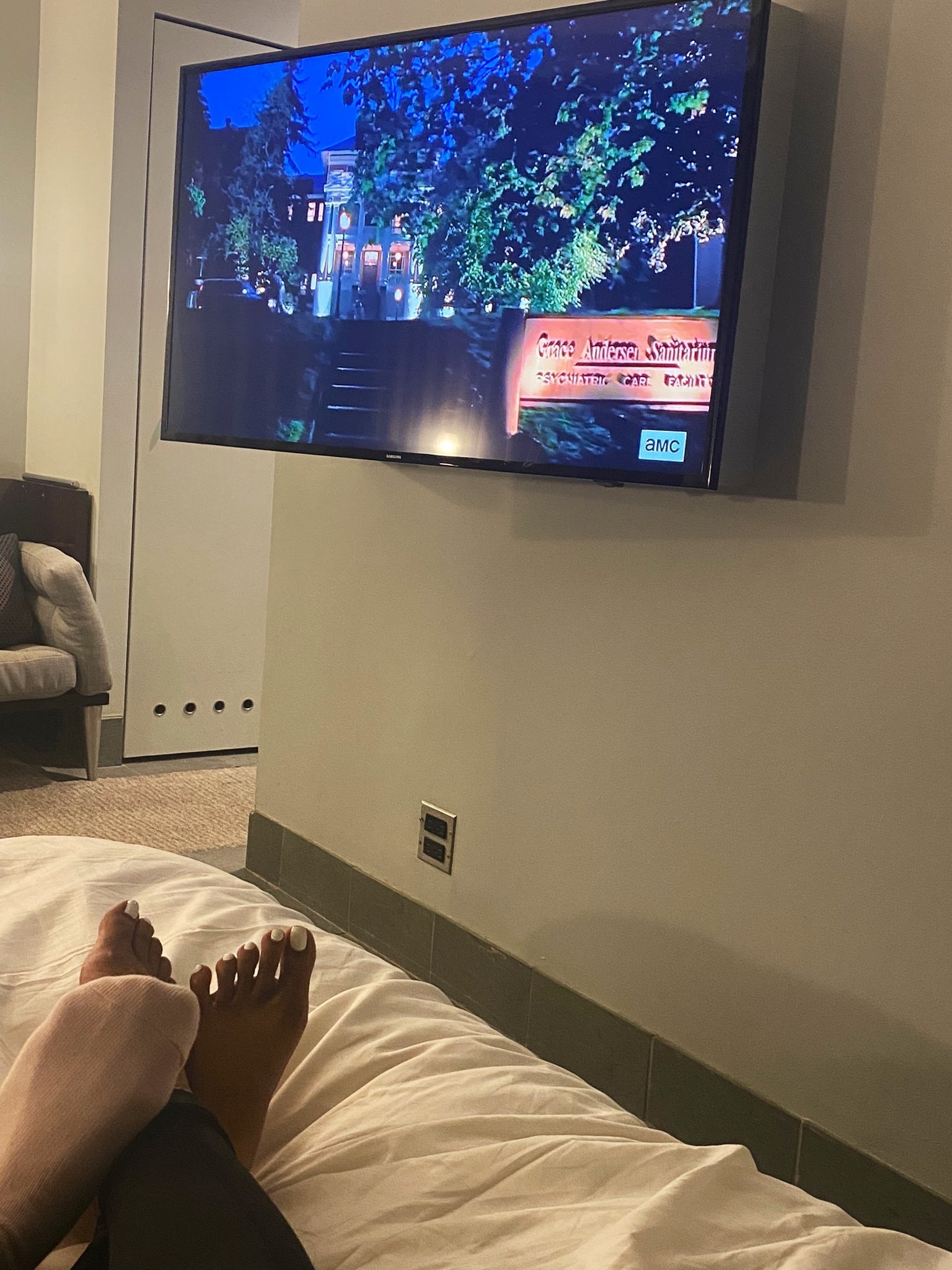 Sierra Sinclair's feet