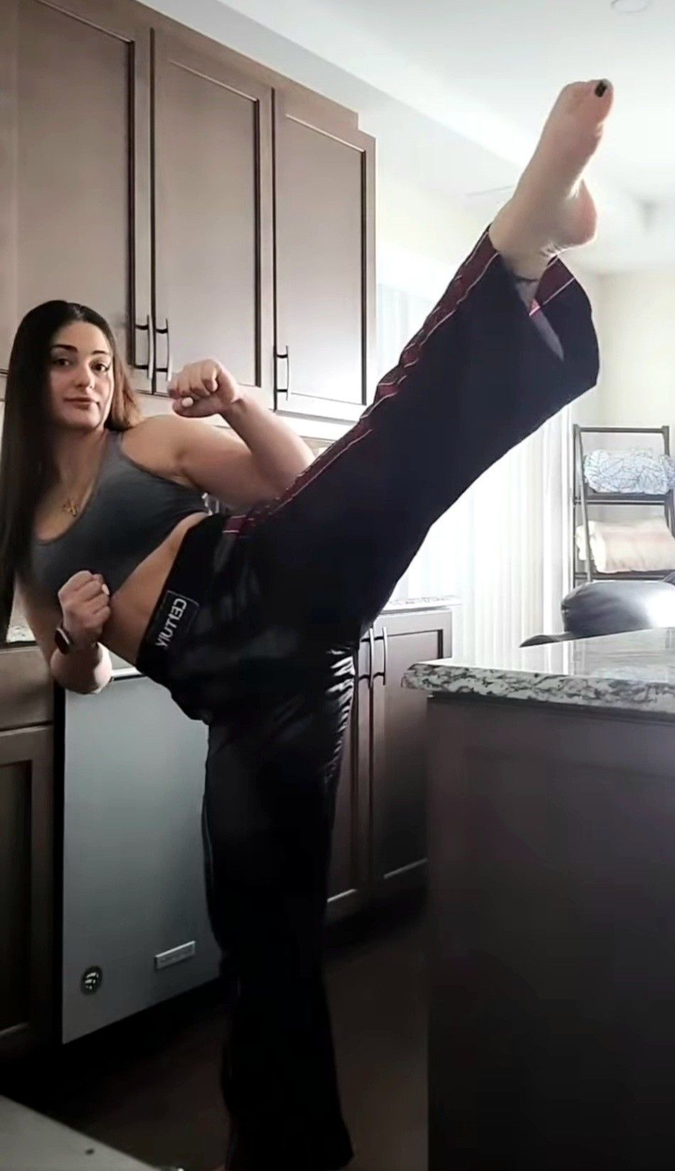 Feet of Silvana Shamuon
