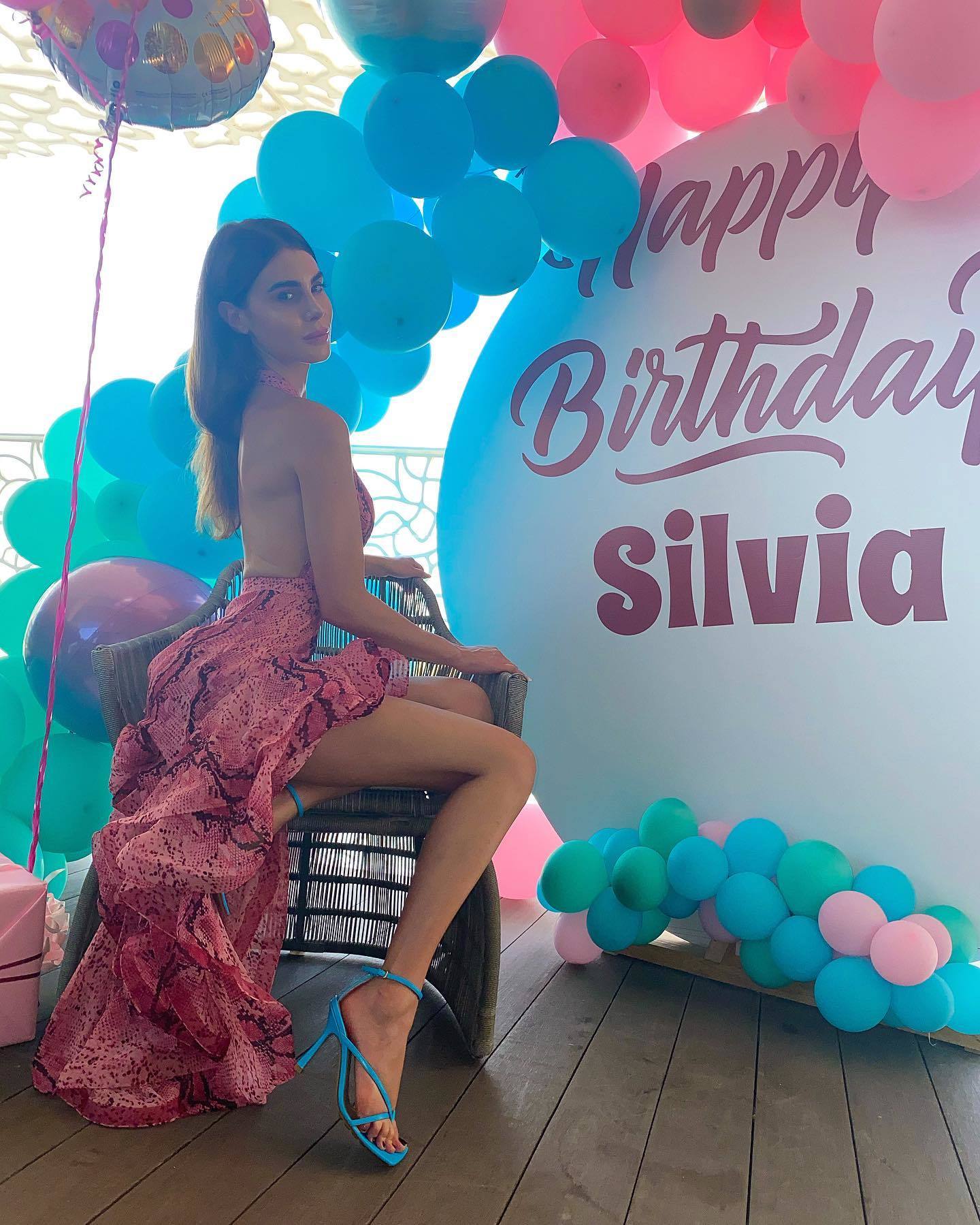 Silvia Caruso s Feet wikiFeet