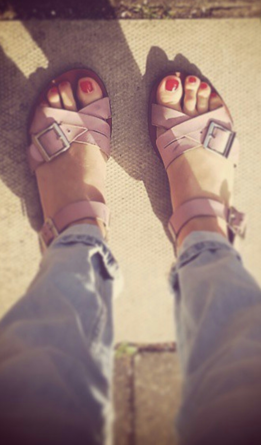 Sophia Di Martino's Feet - I piedi di Sophia Di Martino - Celebrities ...