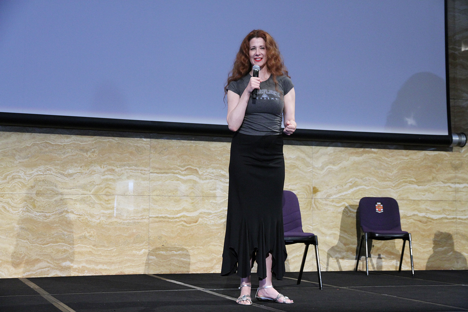 Suzie plakson feet