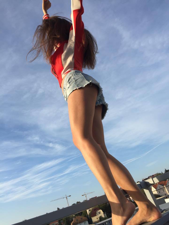 Sára Sandeva - Celebrity photo