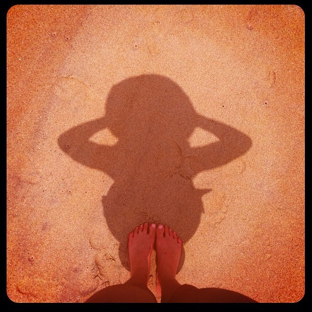 Feet of Tainá Müller