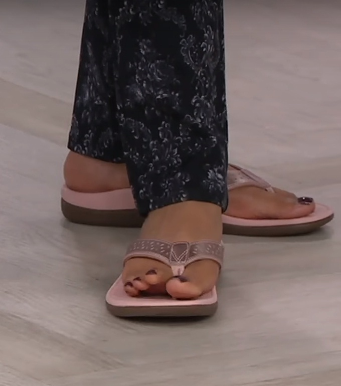 Tara Lassiter feet photo 193516139 Tara Lassiter feet photo 193516139 - High quality celebrity feet picture