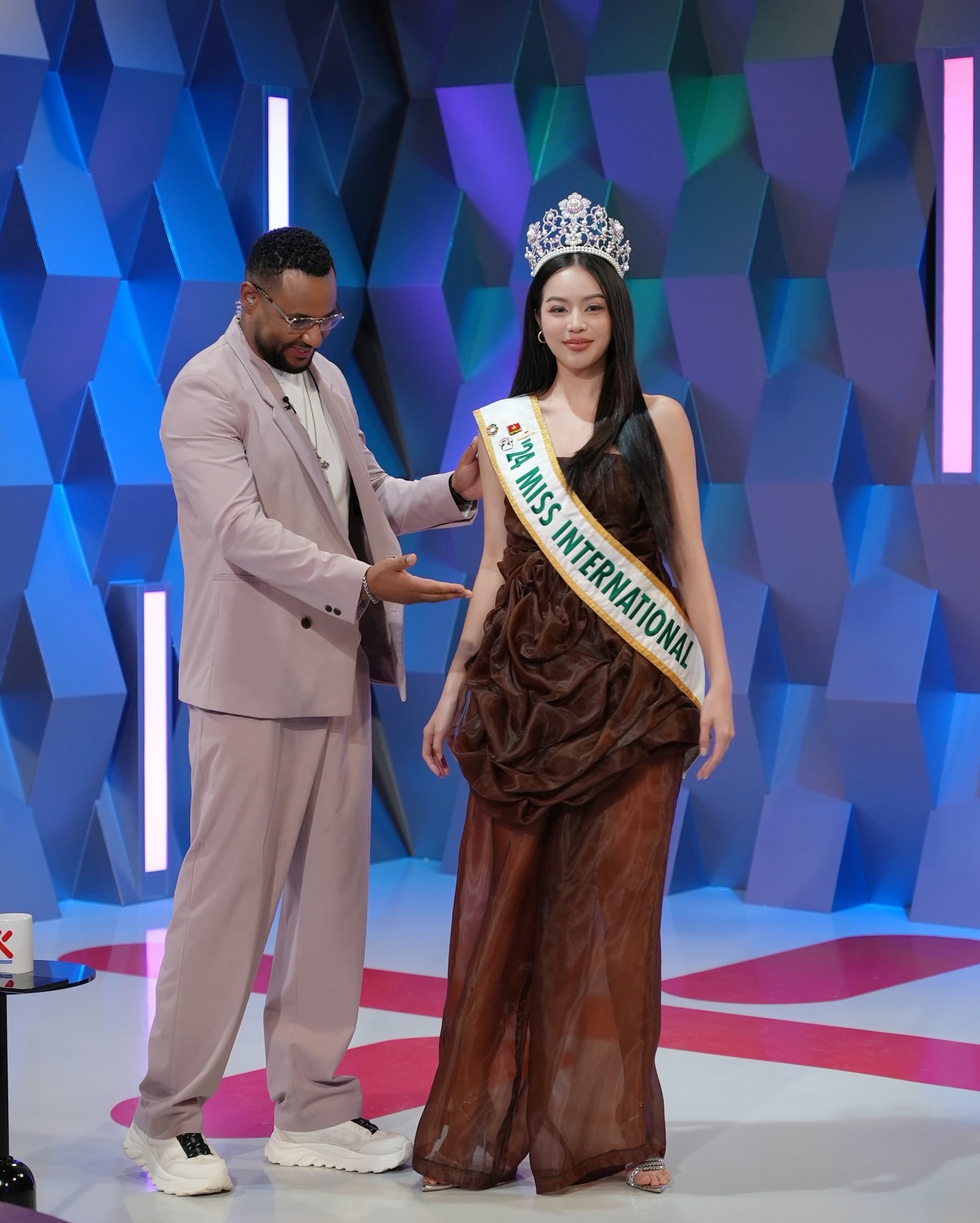 Feet of Thanh Thuy Thi Huynh