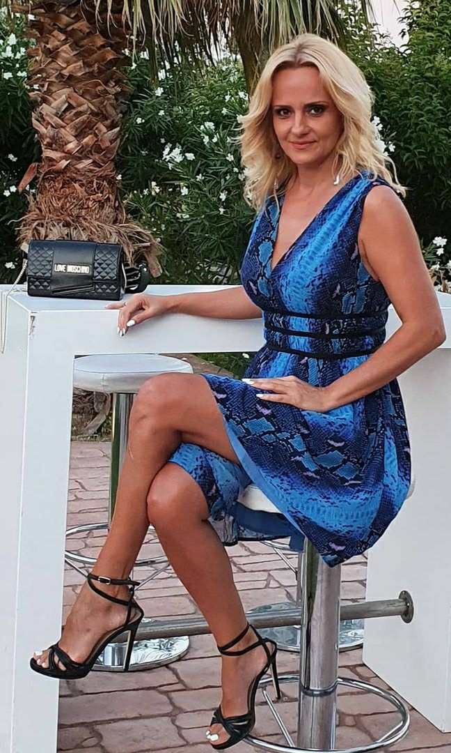Thomi-Paliou-Feet-5428926.jpg