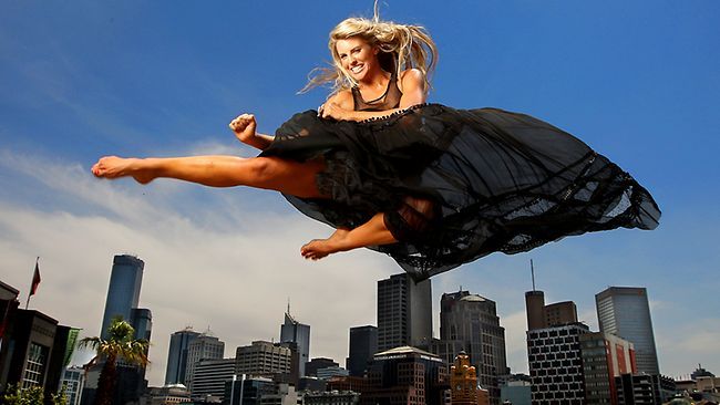 Tiffiny Hall - Celebrity photo