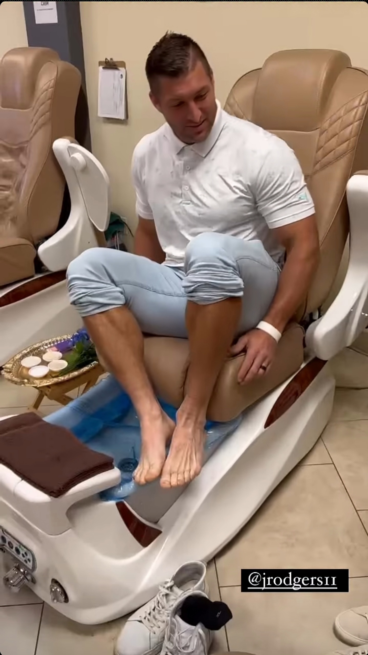 Tim tebow feet