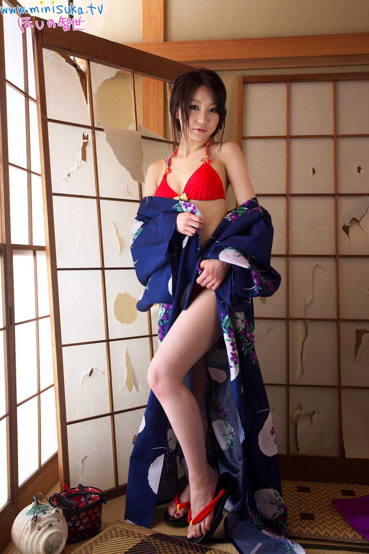 Feet of Tomoyo Hoshino