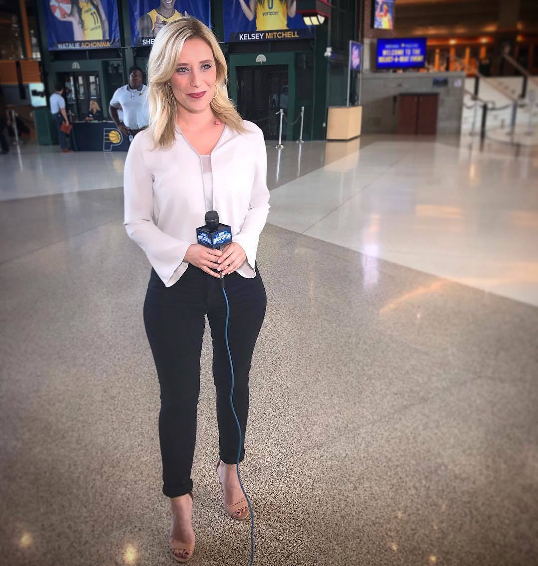 Tricia Whitaker's Feet - I piedi di Tricia Whitaker - Celebrities Feet 2024