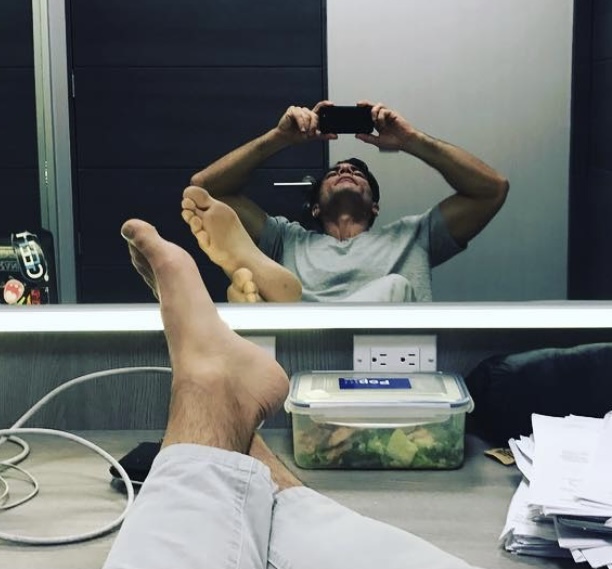 Víctor González's Feet << wikiFeet Men