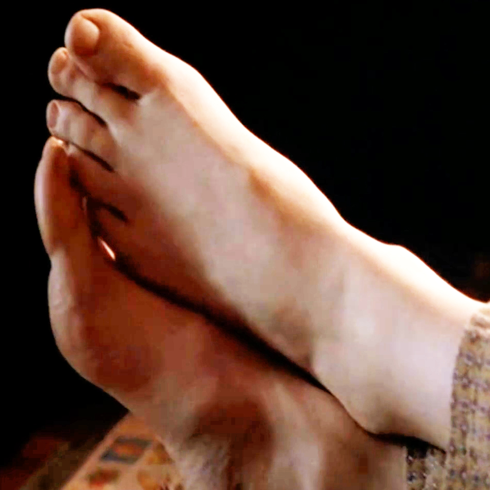 Winona Ryders Feet