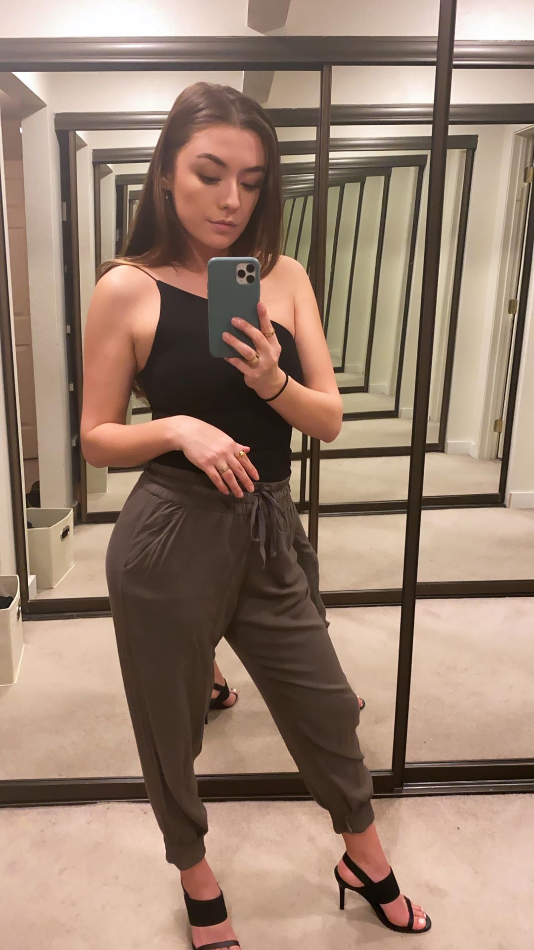 Yana Demeester feet photo 193796345 Yana Demeester feet photo 193796345 - High quality celebrity feet picture