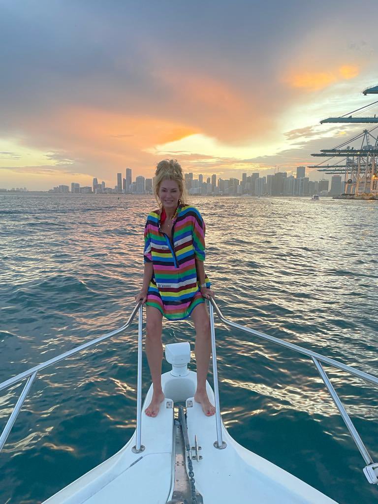 Yanina Latorre feet photo 193799782 Yanina Latorre feet photo 193799782 - High quality celebrity feet picture