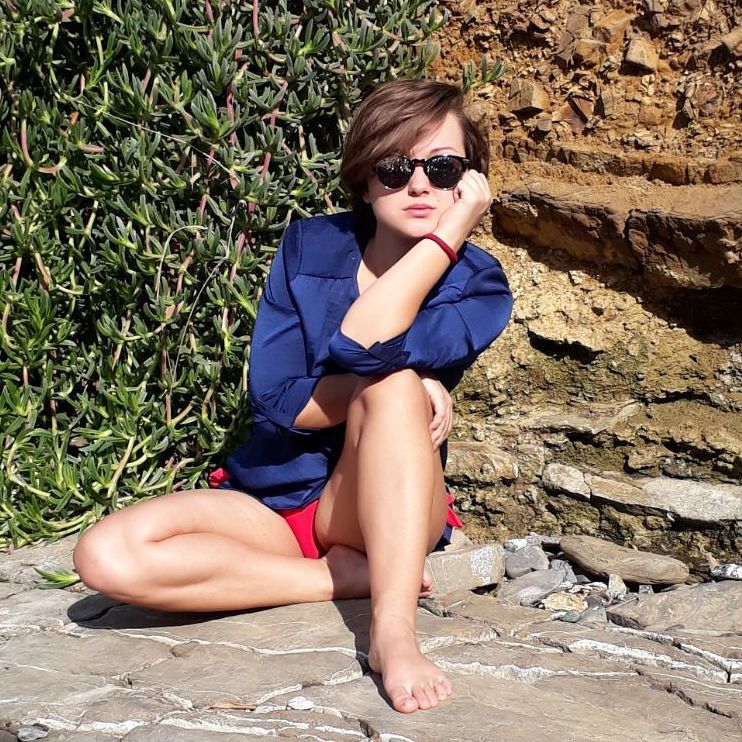 Feet of Yulia Kolomiets