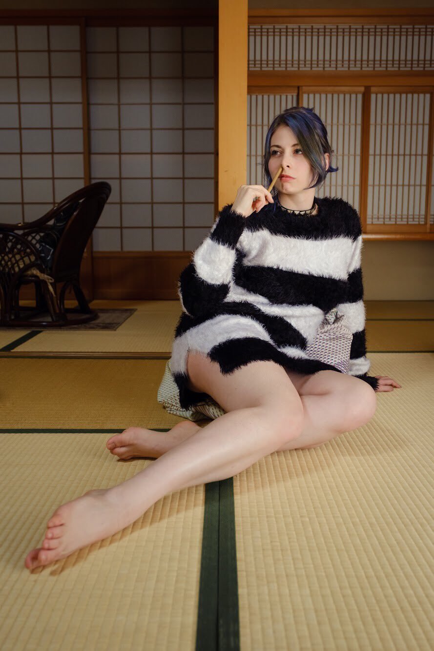 Yuriko tiger feet