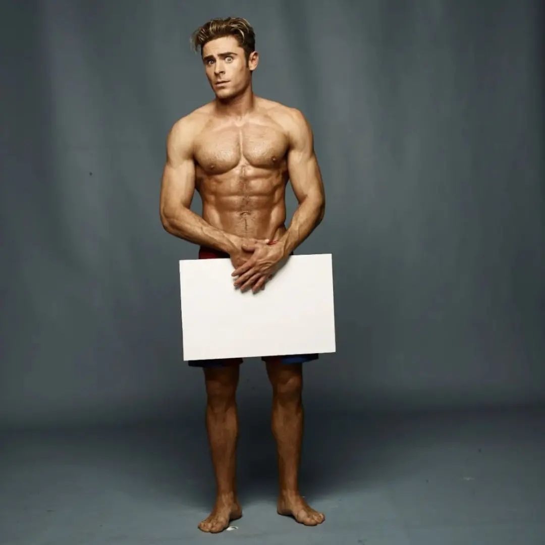 [IMAGE:https://pics.wikifeet.com/Zac-Efron-Feet-6808261.jpg]