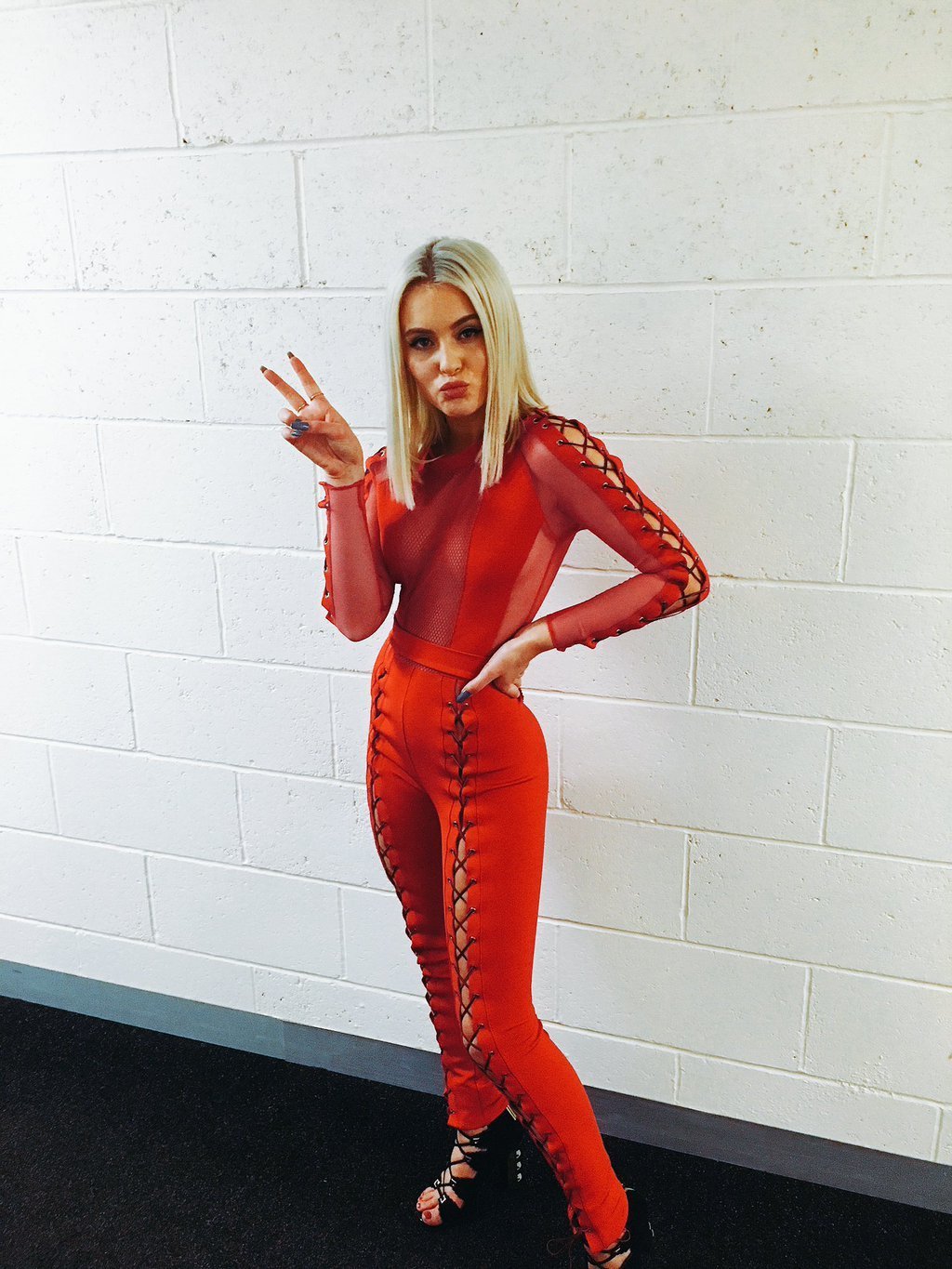 Zara Larsson’s Feet - I piedi di Zara Larsson - Celebrities Feet 2024