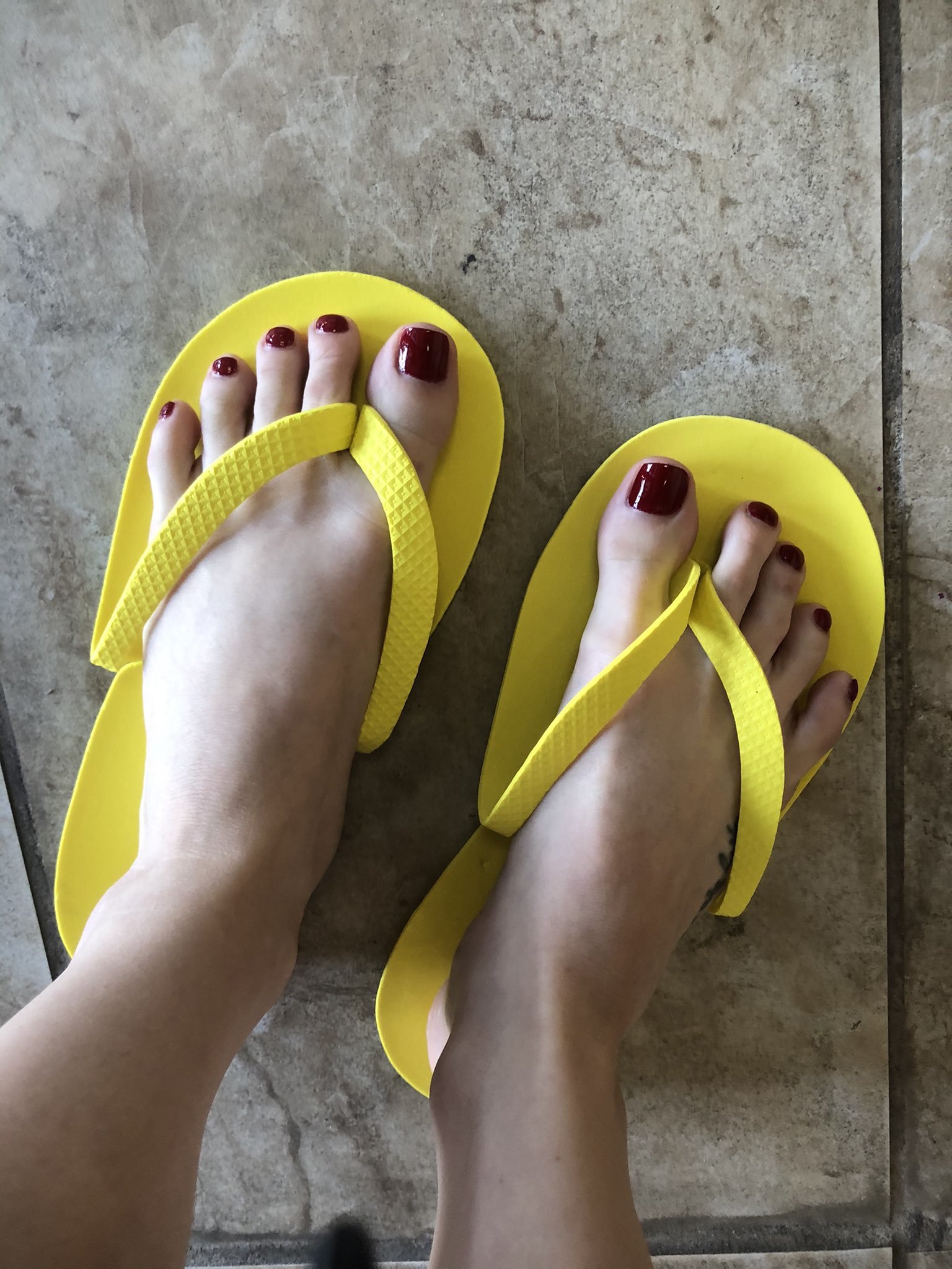 Ziva Fey's feet
