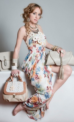 Feet of Ángela Cremonte